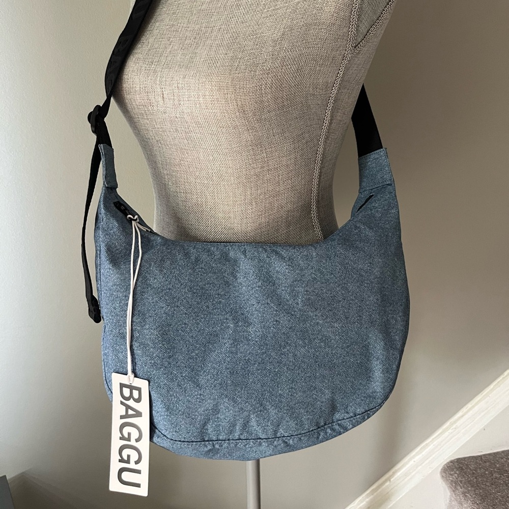 Rare Baggu Blue Jeans Medium Crescent Crossbody Bag